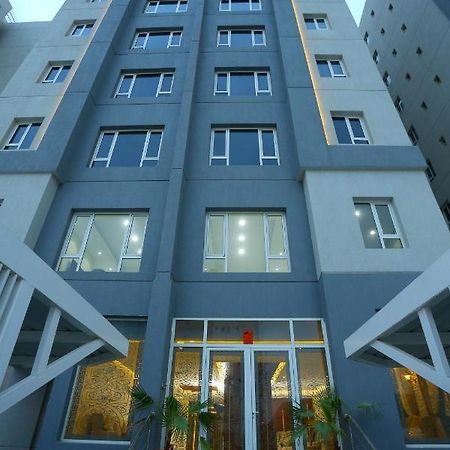 Aparthotel Le Paris Residency Sabah Al Salem Exterior foto