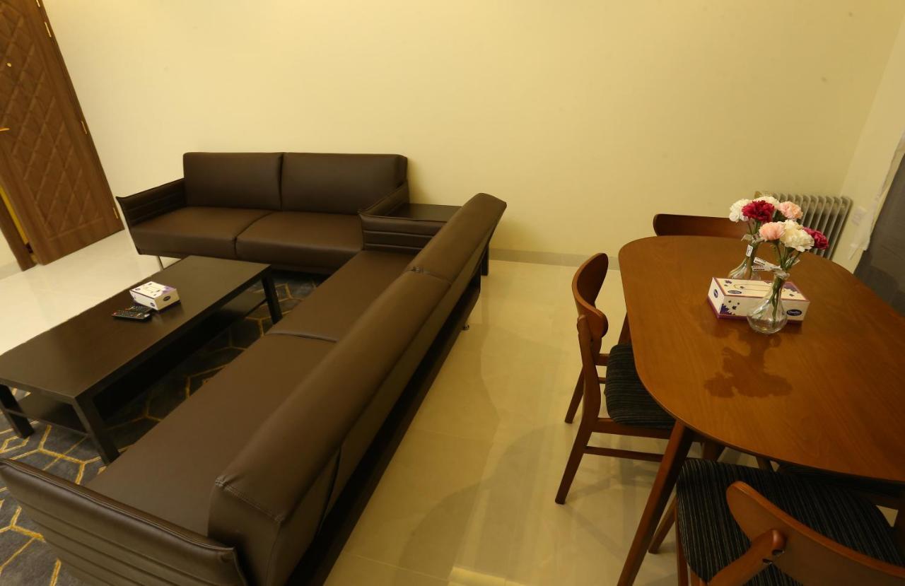 Aparthotel Le Paris Residency Sabah Al Salem Exterior foto